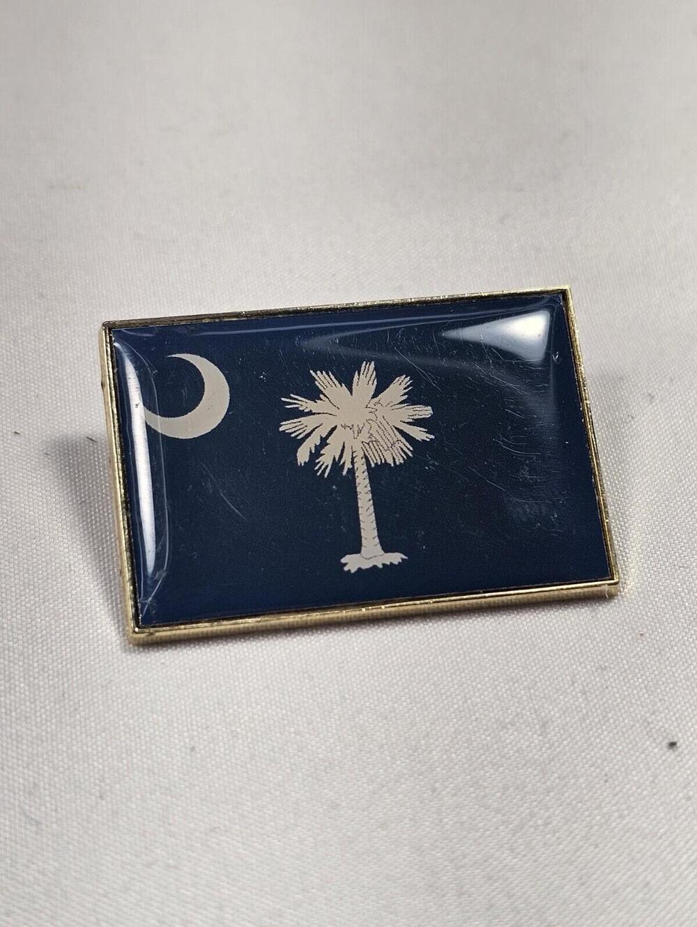 Vintage South Carolina State Flag Collectors Lapel Hat Pin Palmetto Tree & Moon